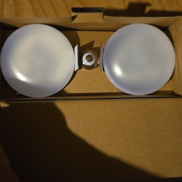 Ecosmart 65W Replacement LED  Daylight BR30 Bulbs - Picture 4 of 4